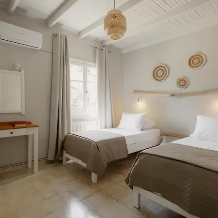 Case de vacanță Mediterranean Haven *